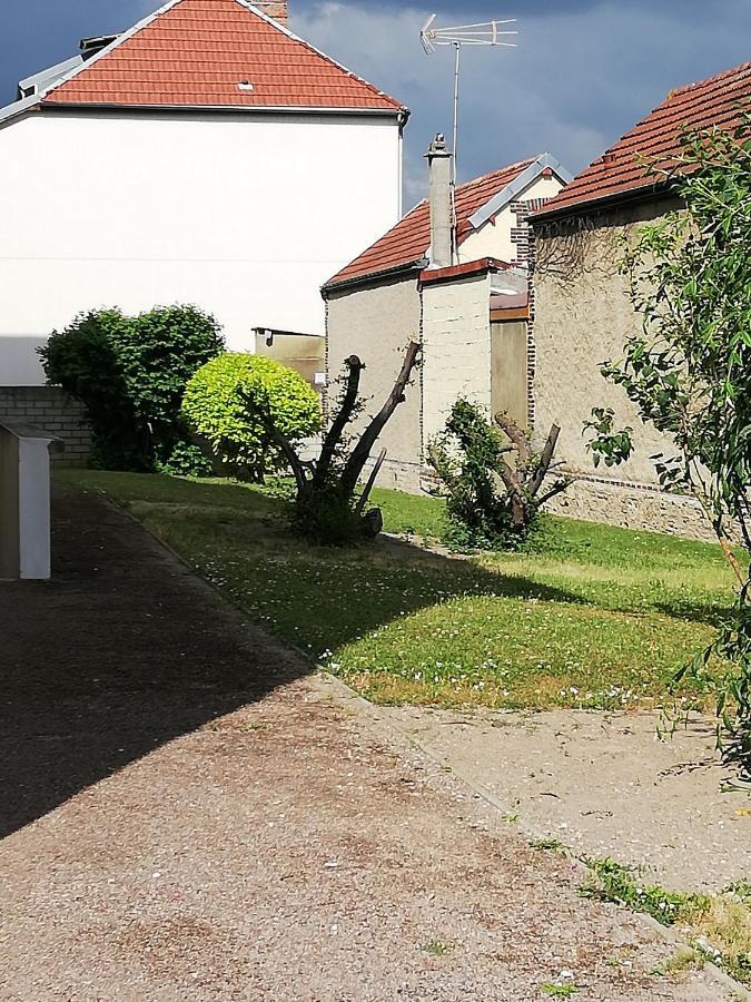 Joli Appartement Residentiel A Troyes Ngoại thất bức ảnh